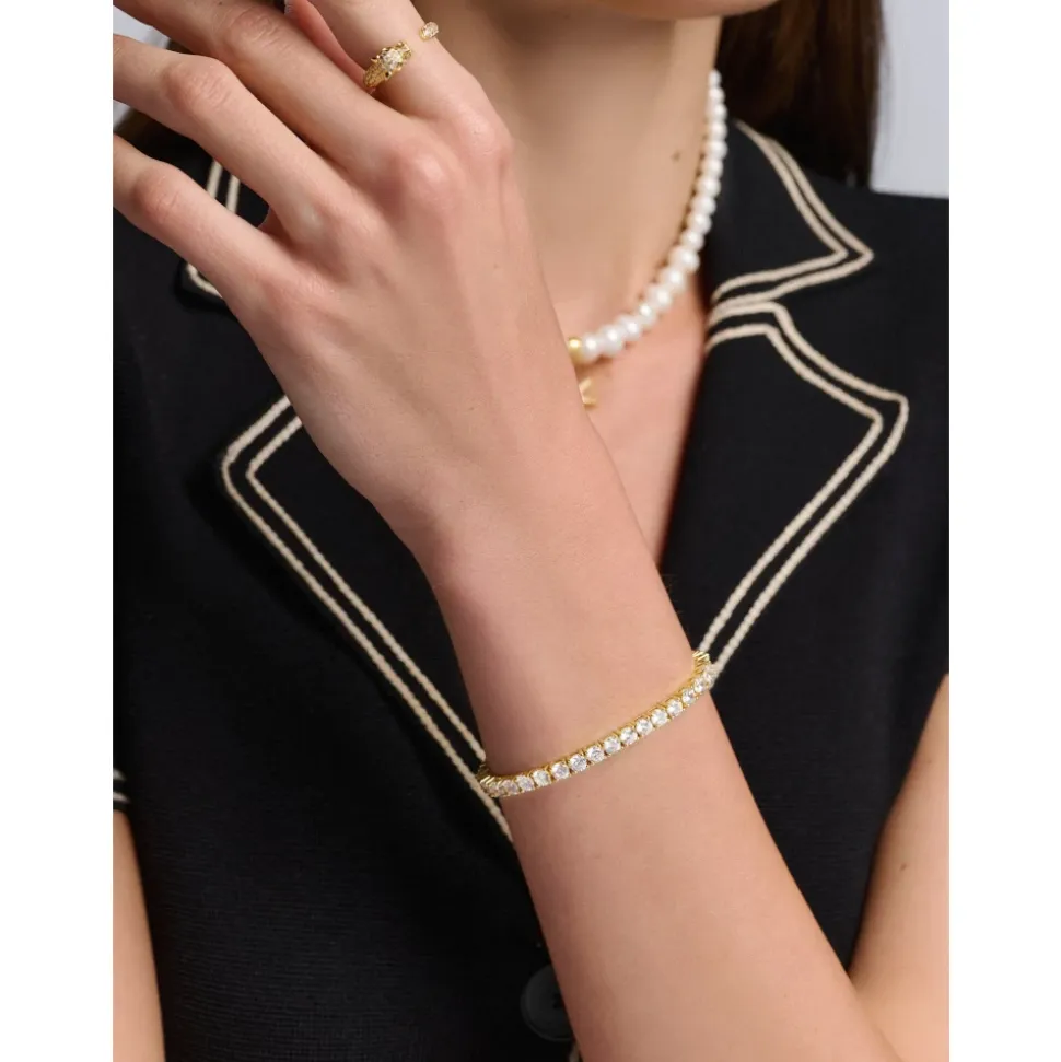Tennis Bracelet in Gold