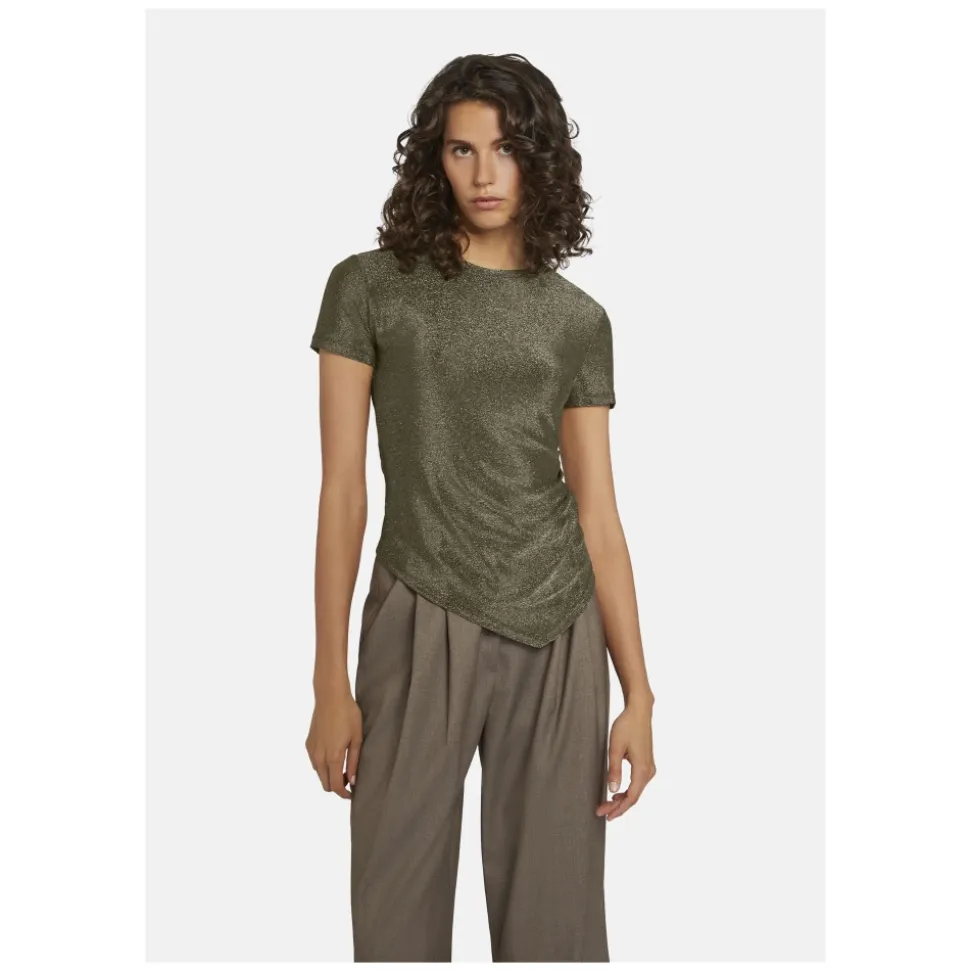 TONIWI Fitted T-Shirt