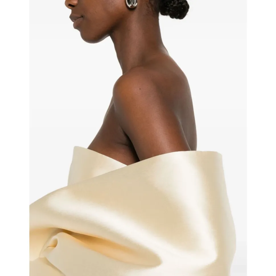 Trägerloses Partykleid
