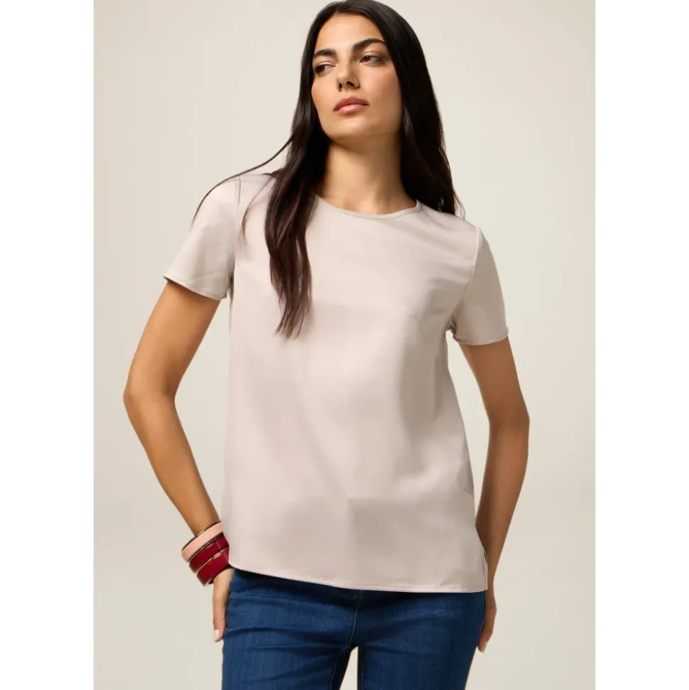 T-Shirt aus zwei Materialien