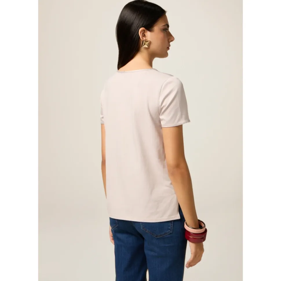 T-Shirt aus zwei Materialien