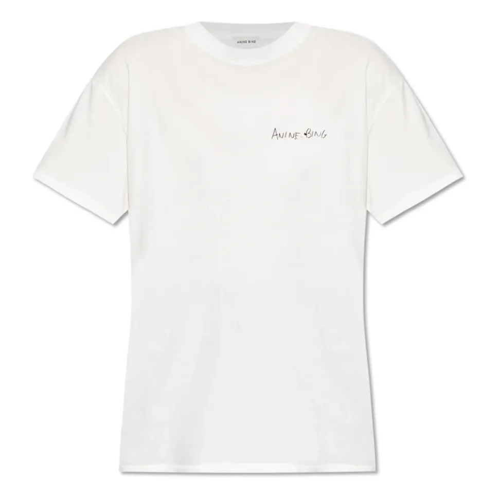 Walker Tee Lyrics