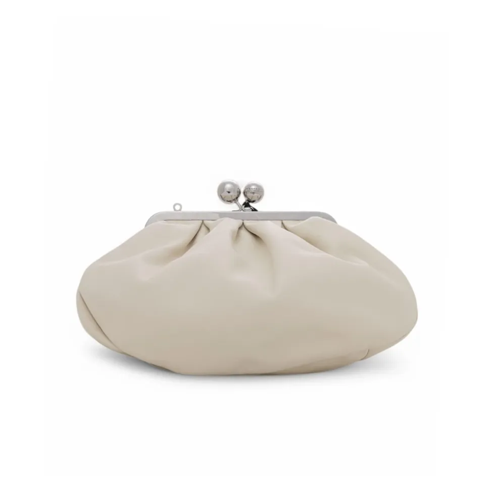Weiche Leder-Schultertasche mit Kette