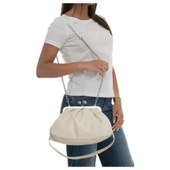 Weiche Leder-Schultertasche mit Kette