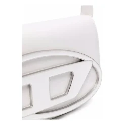 Weiße Kalbsleder Logo Plakette Tasche