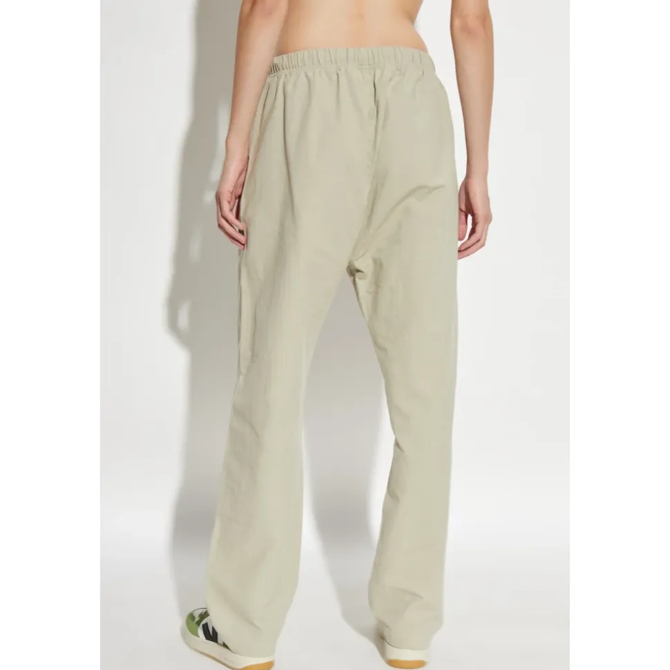 Weit geschnittene Hose
